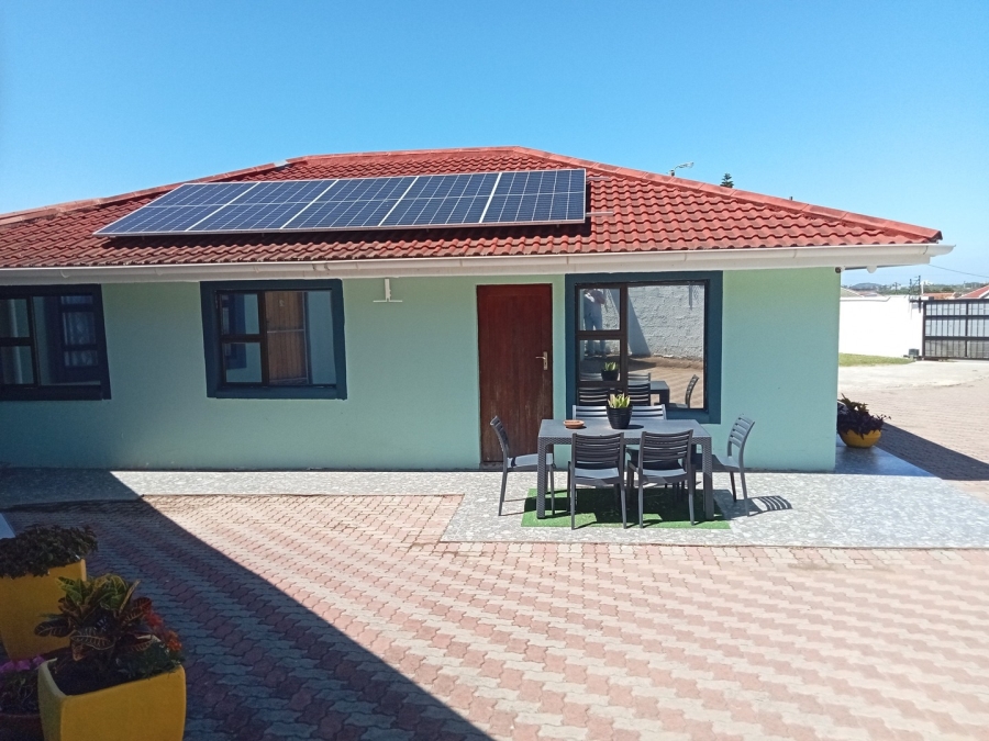 5 Bedroom Property for Sale in Siyakha Eastern Cape